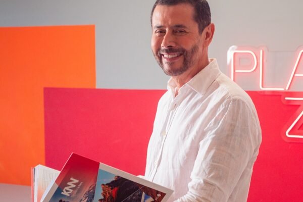 Do local ao global: como a fluência em idiomas pode acelerar sua carreira Aprender outro idioma segundo Boeira e investir no proprio futuro. Foto por Paulo Hintz Growth Global